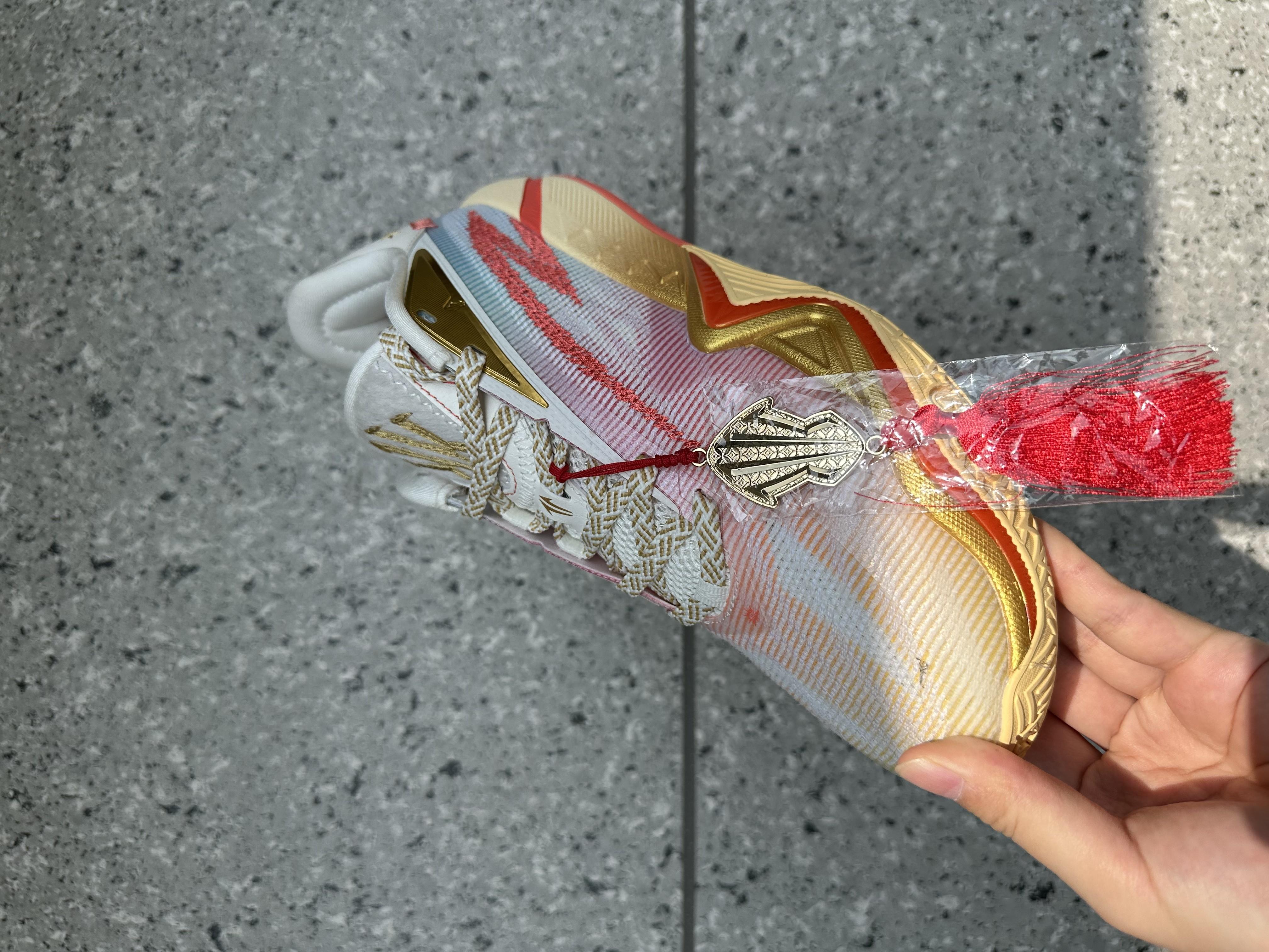 从外观到脚感都在线的 KAI 年之作